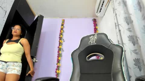 Lorena Parlove online show from 03/31/26, 12:38