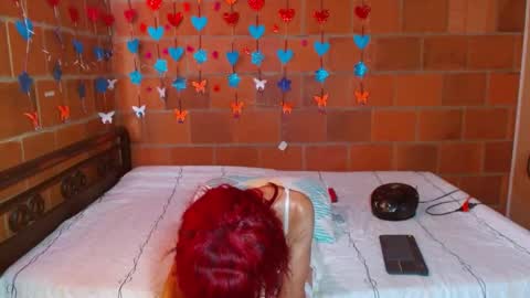 Lorena Capelli online show from 10/04/25, 01:31