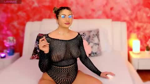 lorenafire online show from 02/23/26, 05:27