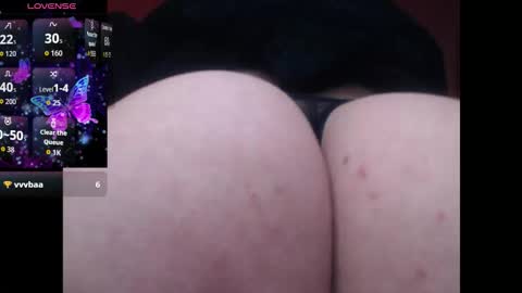 Snapshot of lorenitha_20 chatting on 11/18/25, 05:39 lorenitha online show from 11/18/25, 05:39