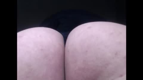 Snapshot of lorenitha_20 chatting on 07/12/26, 06:21 lorenitha online show from 07/12/26, 06:21
