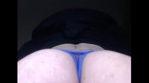 Snapshot of lorenitha_20 chatting on 07/26/26, 09:00 lorenitha online show from 07/26/26, 09:00