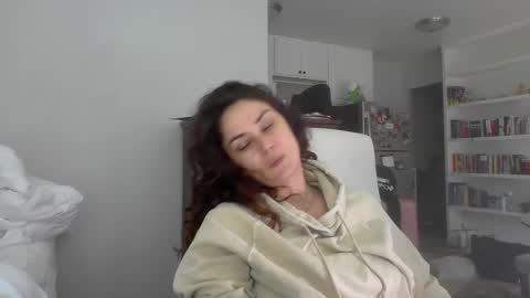 lorenlovely online show from 10/07/25, 08:50