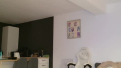 Amelia online show from 09/22/25, 07:05