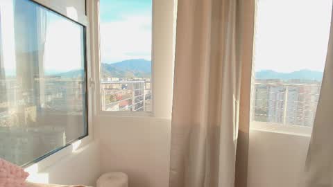 Amelia online show from 04/24/26, 04:48