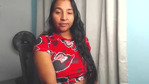 Loretta Gmez online show from 11/21/25, 01:59