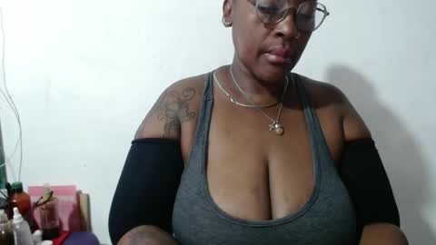 loretybighot online show from 02/28/25, 11:58