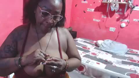 loretybighot online show from 11/07/25, 12:16