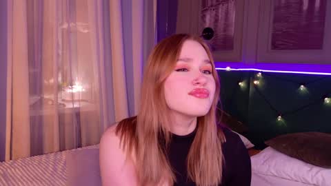 Snapshot of lori_mason chatting on 12/08/24, 07:43 Lori online show from 12/08/24, 07:43