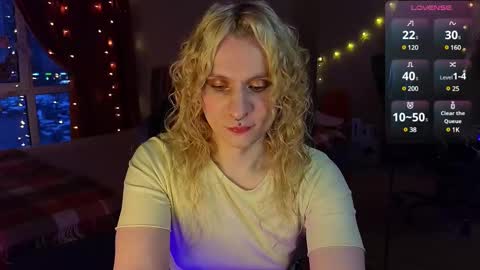 Snapshot of lori_myaf chatting on 03/03/25, 03:31 Lori ----------------------------------- online show from 03/03/25, 03:31