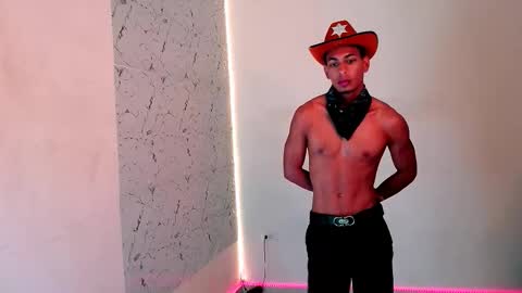 Lorian Vikel  online show from 09/22/25, 09:50