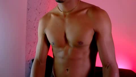 Lorian Vikel  online show from 03/31/26, 11:05