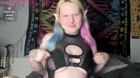 Lori Critter online show from 04/15/26, 10:11