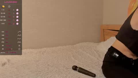 Snapshot of lornagarman chatting on 02/20/25, 02:13 Jetta online show from 02/20/25, 02:13