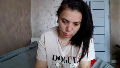 Snapshot of lorragrey chatting on 05/12/26, 06:54 LorraGrey online show from 05/12/26, 06:54