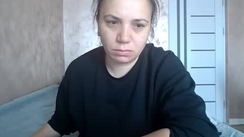 Snapshot of lorragrey chatting on 05/18/26, 06:08 LorraGrey online show from 05/18/26, 06:08