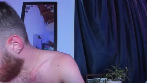 Snapshot of los_juanes chatting on 12/11/24, 07:46 JUAN  JUAN online show from 12/11/24, 07:46