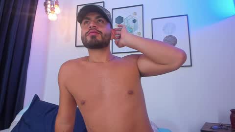 Snapshot of los_juanes chatting on 01/09/25, 10:52 JUAN  JUAN online show from 01/09/25, 10:52