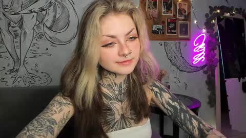 Snapshot of lostallice chatting on 01/16/25, 07:49 lostallice online show from 01/16/25, 07:49