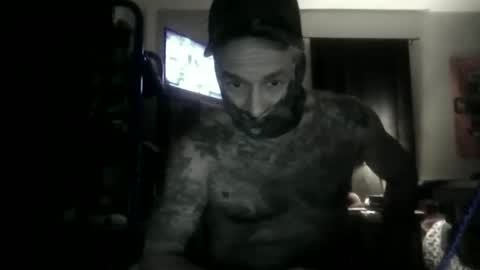 Snapshot of lostcause1313 chatting on 11/15/25, 05:27 lostcause1313 online show from 11/15/25, 05:27