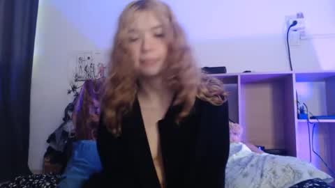 nefisa nef online show from 10/07/25, 04:26