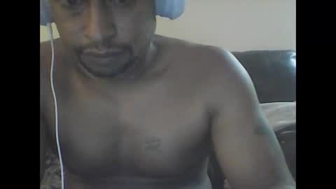 Snapshot of lostgeckoks chatting on 11/30/25, 07:45 LostGeckos online show from 11/30/25, 07:45