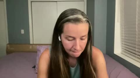 lothlori online show from 05/19/26, 01:56
