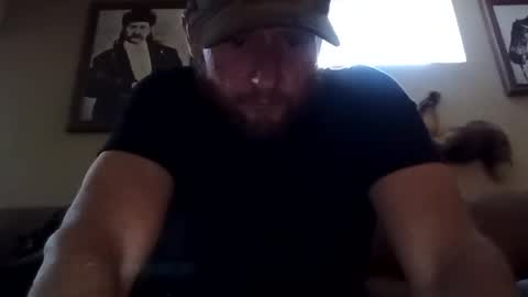Snapshot of lotostepdad chatting on 02/23/25, 09:37 lotostepdad online show from 02/23/25, 09:37