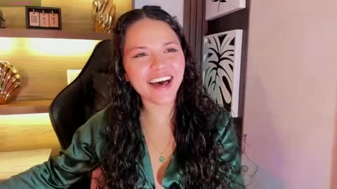 Lotti online show from 01/11/25, 03:23