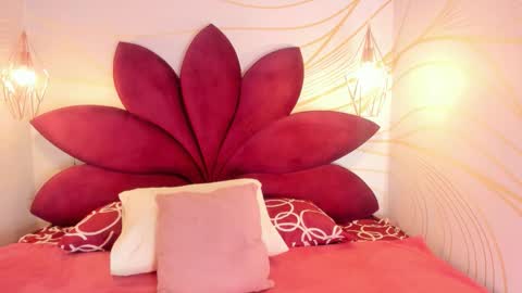 Lotti online show from 02/24/26, 07:56