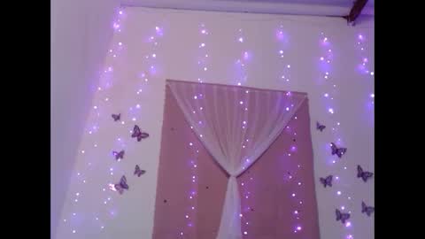 Snapshot of lou_anna03 chatting on 03/26/26, 06:46 lou_anna03 online show from 03/26/26, 06:46