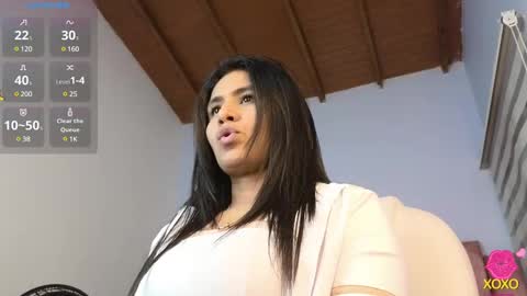 Snapshot of lou_rosse chatting on 02/15/25, 08:43  Lou Rosse  online show from 02/15/25, 08:43