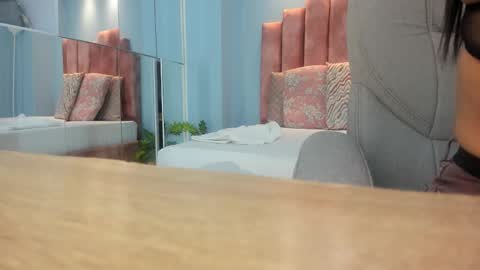  Lou Rosse  online show from 12/16/25, 08:14