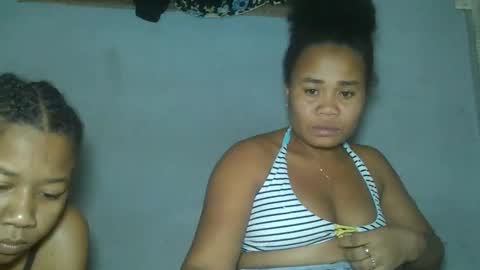 louane98 online show from 04/22/26, 06:42