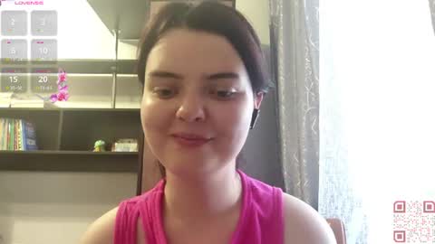 Snapshot of loudeguise chatting on 06/13/26, 10:13 Esma online show from 06/13/26, 10:13