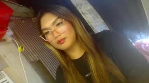 Sweet   online show from 12/24/24, 11:11