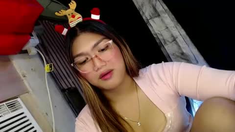 Sweet   online show from 12/25/24, 05:47