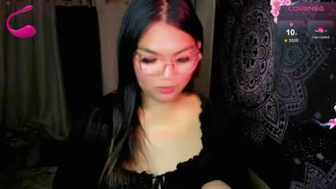 Snapshot of louheart chatting on 06/20/26, 09:23 Sweet online show from 06/20/26, 09:23