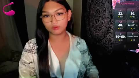 Snapshot of louheart chatting on 08/04/26, 09:34 Sweet online show from 08/04/26, 09:34
