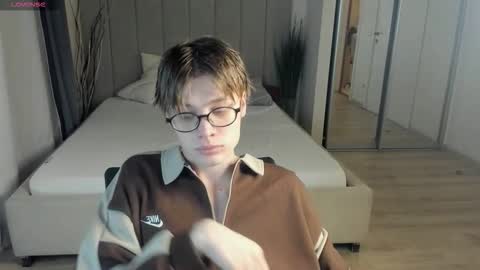 louie_evans online show from 11/11/25, 03:56