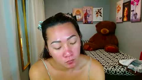 Snapshot of louie_sexy chatting on 01/27/25, 07:45 Cathy online show from 01/27/25, 07:45