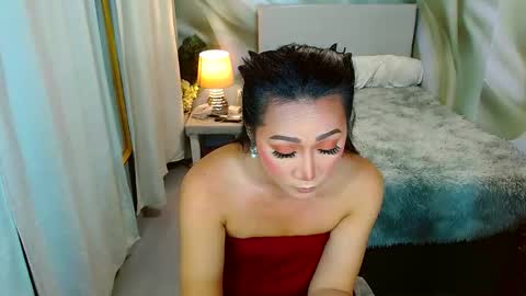 Snapshot of louie_sexy chatting on 02/27/25, 03:48 Cathy online show from 02/27/25, 03:48