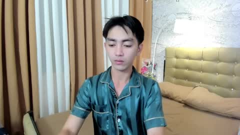 Snapshot of louieismy_name chatting on 03/30/26, 01:28 ignot ursh online show from 03/30/26, 01:28