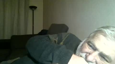 Snapshot of louis_chokdee chatting on 12/14/24, 04:31 louis_chokdee online show from 12/14/24, 04:31