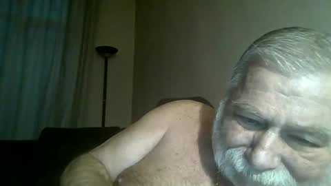 Snapshot of louis_chokdee chatting on 01/05/25, 03:55 louis_chokdee online show from 01/05/25, 03:55