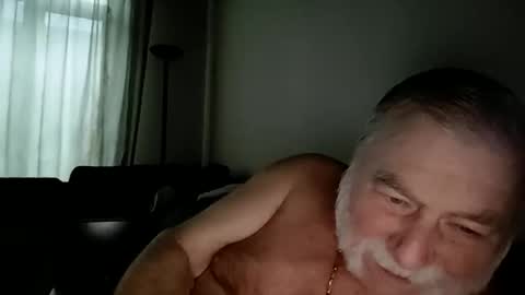 Snapshot of louis_chokdee chatting on 10/03/25, 04:48 louis_chokdee online show from 10/03/25, 04:48