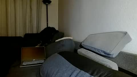 Snapshot of louis_chokdee chatting on 10/16/25, 05:25 louis_chokdee online show from 10/16/25, 05:25