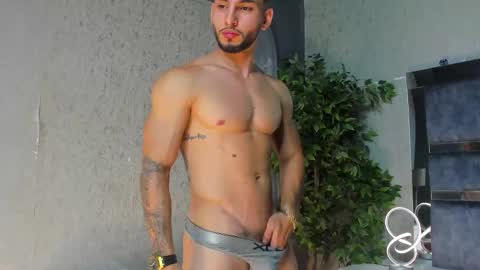 Louis online show from 11/29/25, 02:47