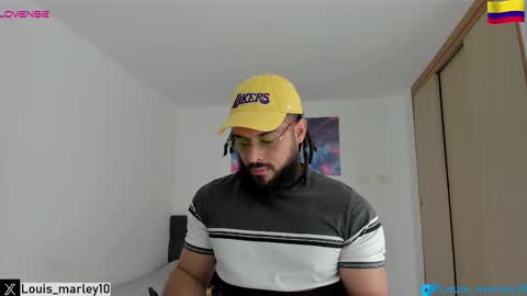 louis_marley_ online show from 10/28/25, 04:09