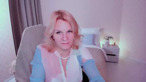 Louisa online show from 12/14/24, 10:56